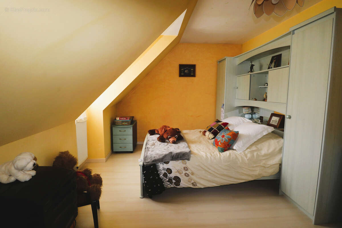 Maison à VER-LES-CHARTRES