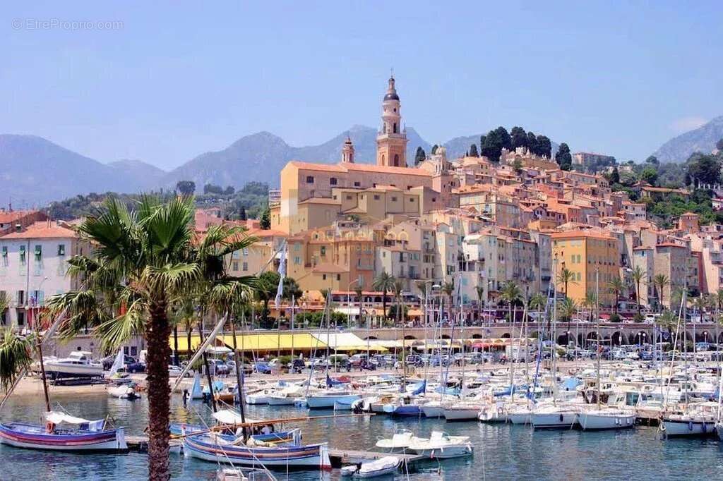 Appartement à MENTON