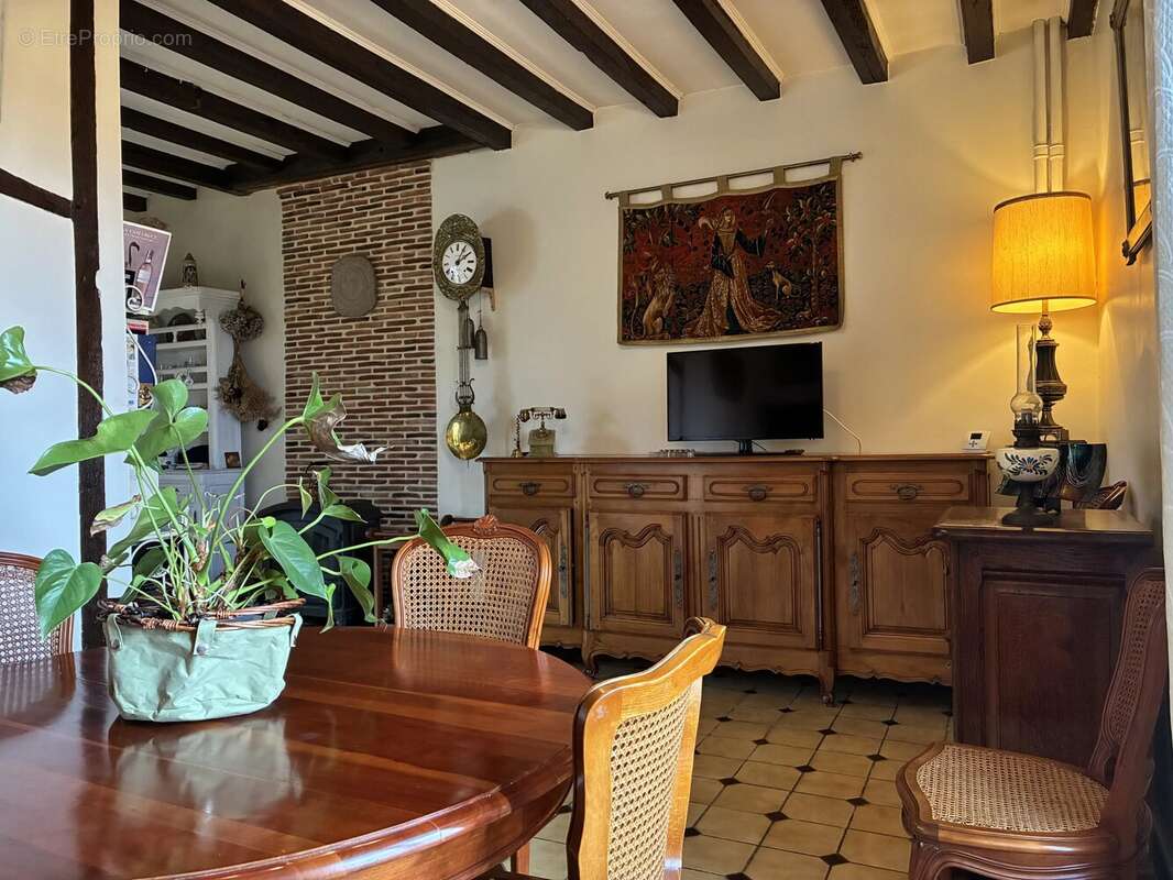 Maison à AVAILLES-LIMOUZINE