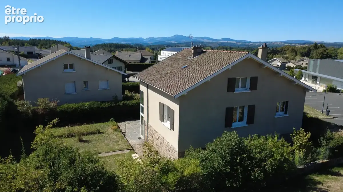 Maison à SAINT-AGREVE