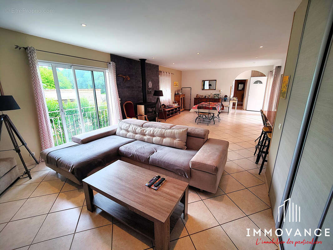 Maison à SAINT-MARTIN-DE-LONDRES