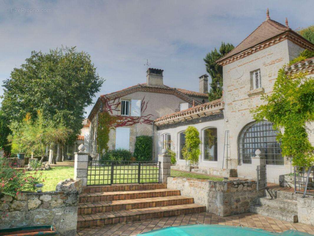 Maison à CLERMONT-DESSOUS