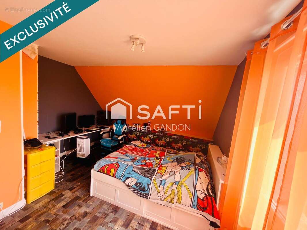 Maison 234 m² à Cezy  - photo 8