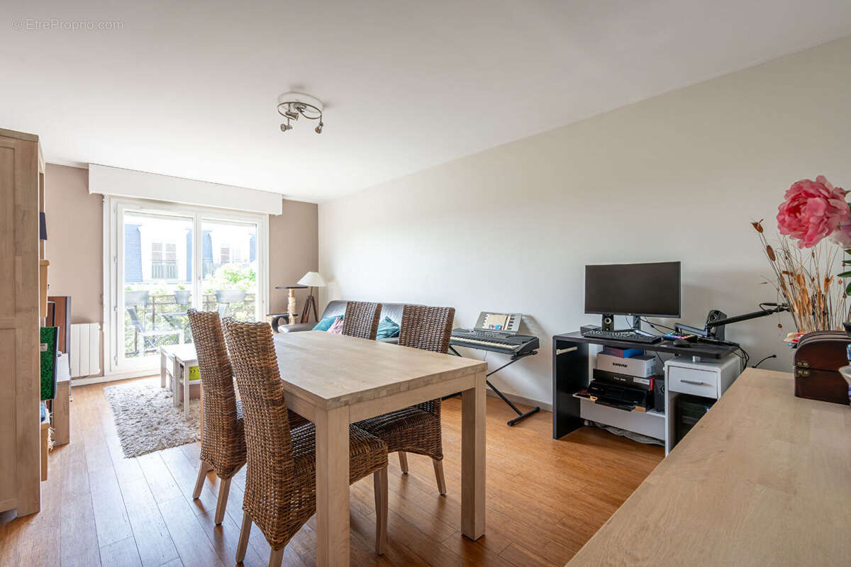 Appartement à VILLIERS-SUR-MARNE