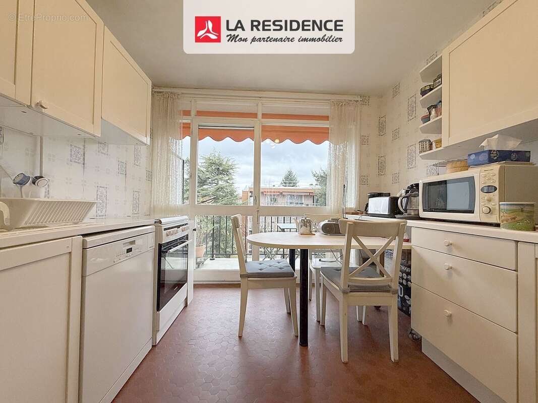 Appartement à VELIZY-VILLACOUBLAY