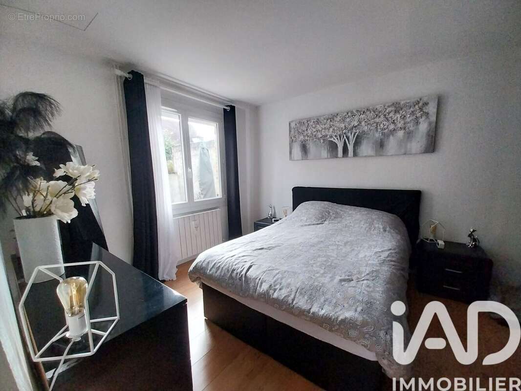 Photo 2 - Appartement à NOGENT-SUR-MARNE