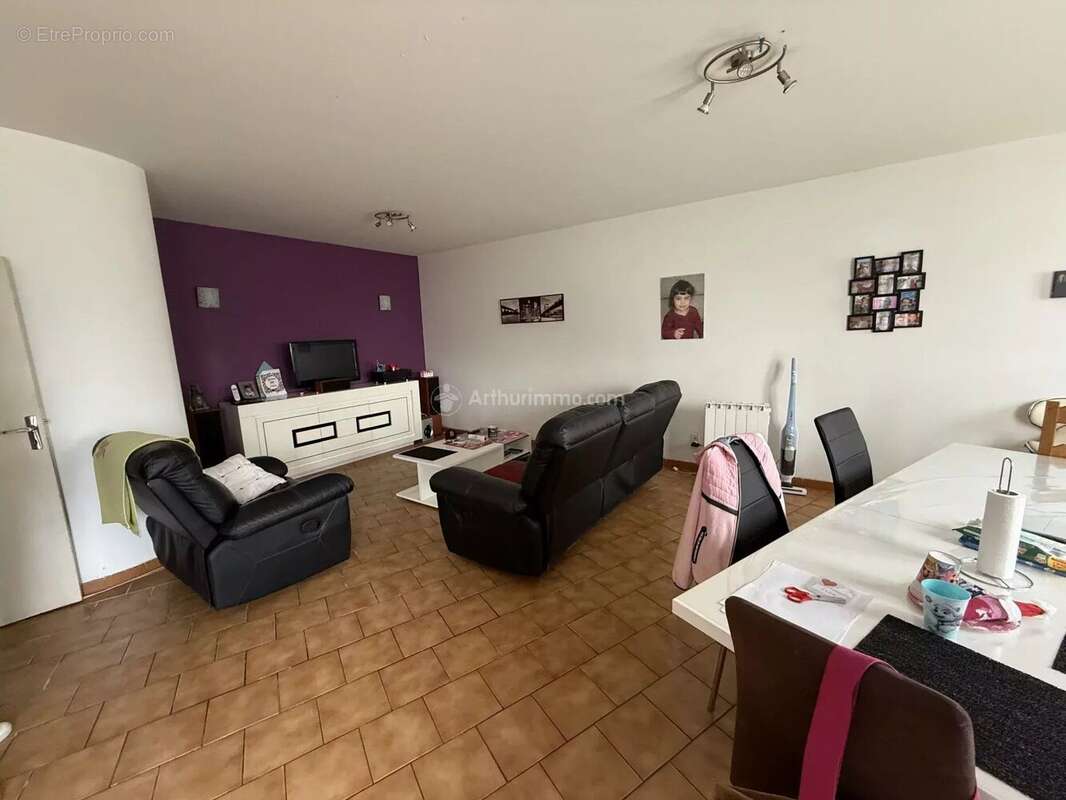 Maison à SAINTE-GEMME