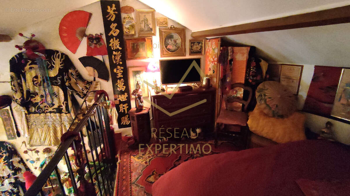 Studio lumineux au cœur de la ' Venise provençale ' - photo 7