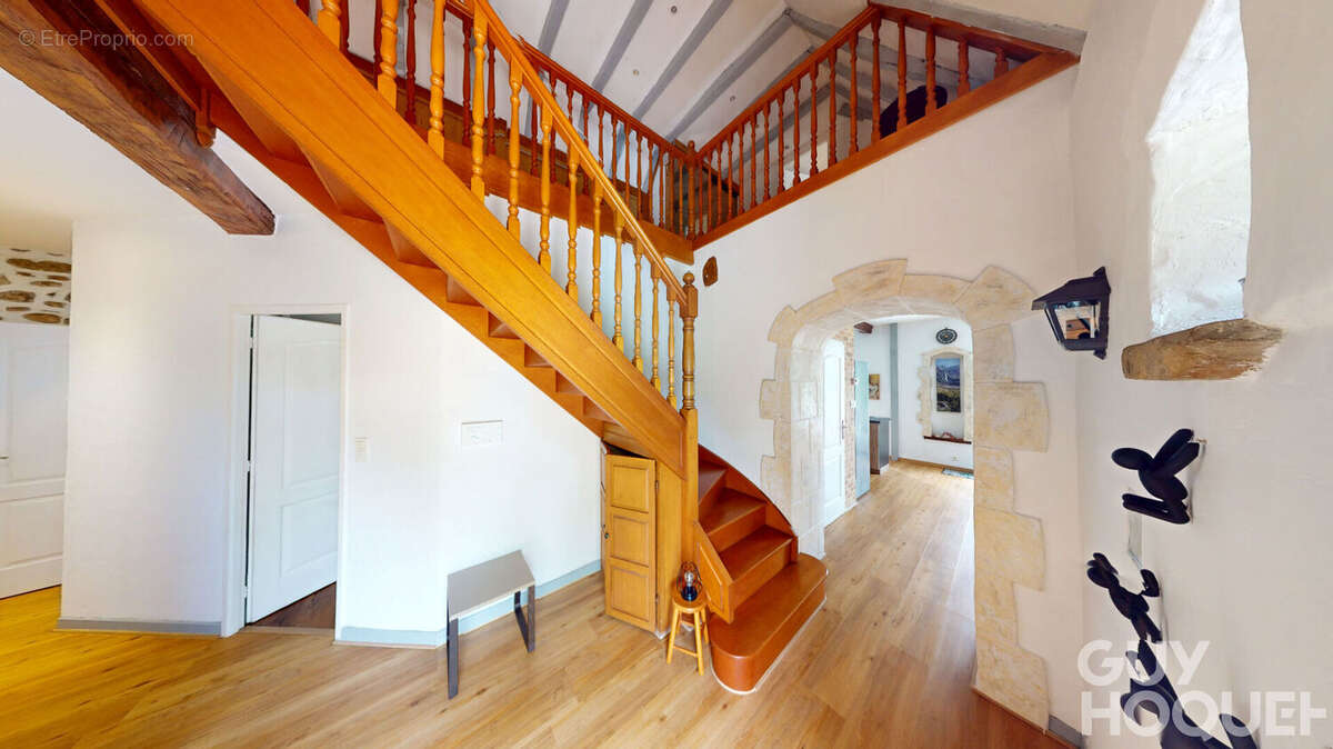 Maison à MONEIN