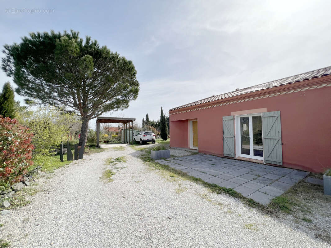 Belle villa avec piscine au calme - photo 33