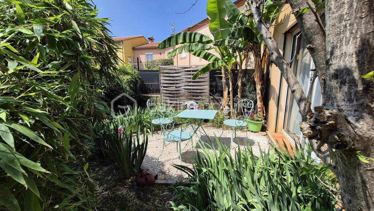 A vendre maison 3 faces de 131m² sur terrain de 336m² a ceret - trois chambres - garage - climatisation reversible - vue sur le  - photo 28