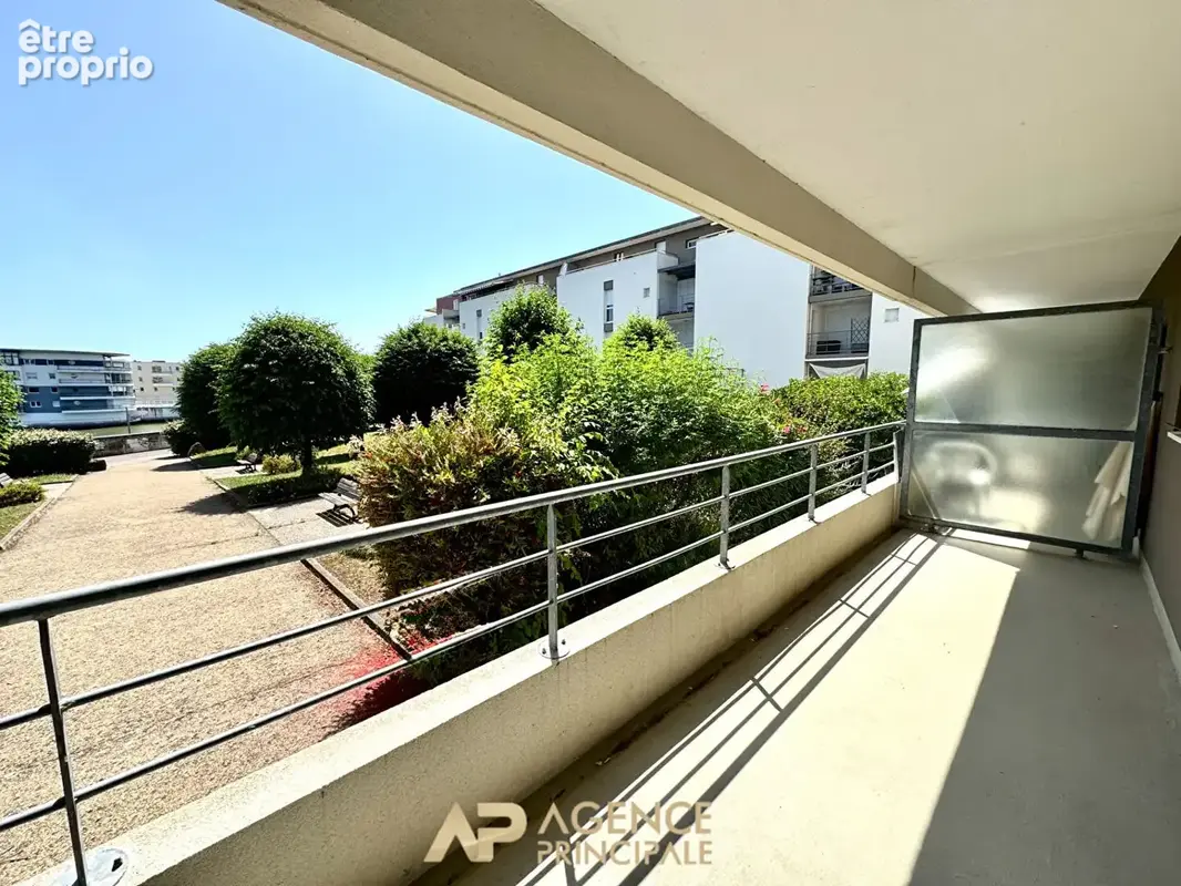 Appartement - Type 3 - 68 m2 - La Rochelle - Secteur les Minimes (Lac de la Sole) - photo 2