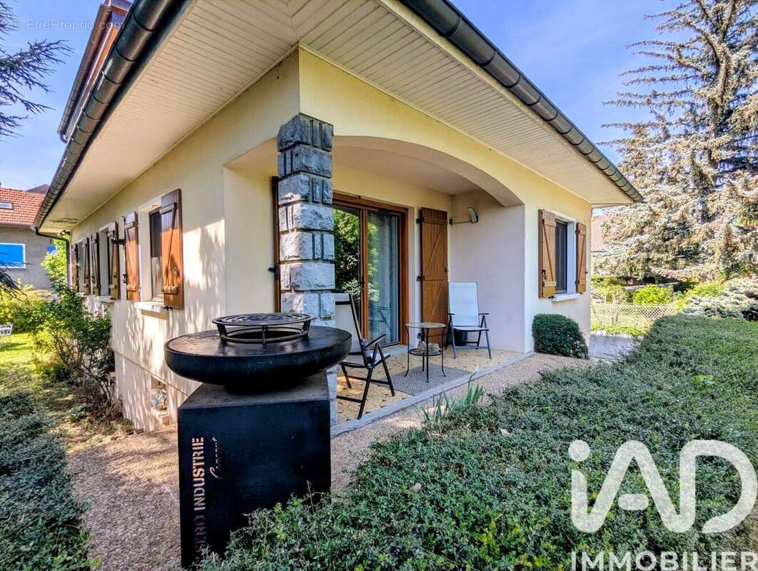 Maison 133 m² à Annemasse  - photo 6