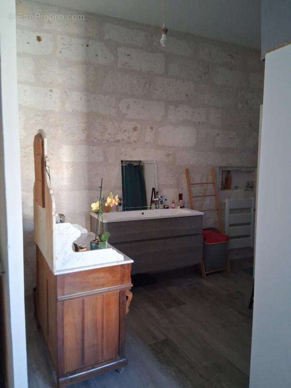 Maison à DOMAZAN