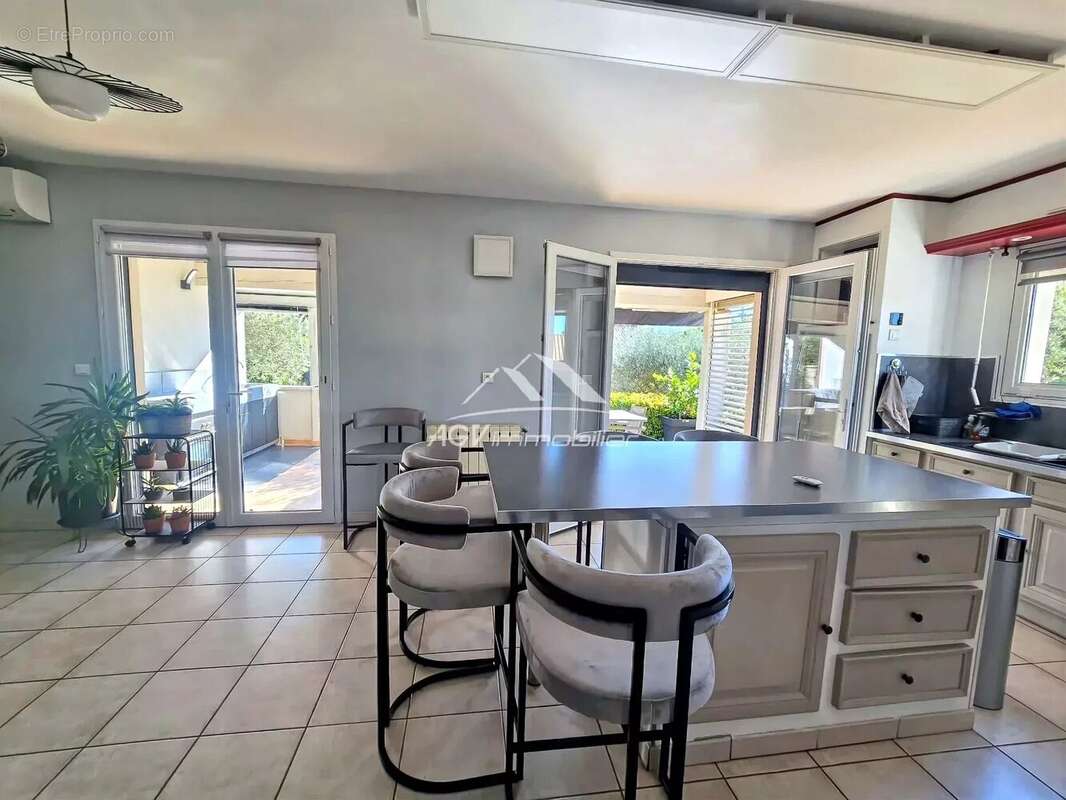 Maison à SAINT-CHRISTOL-LES-ALES