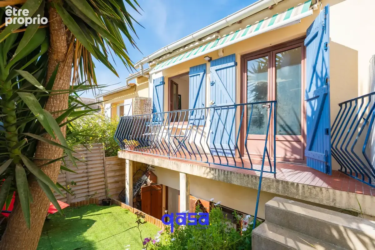 Maison de ville 6 pièces - traverse confidentielle, calme absolu, vue mer - photo 2