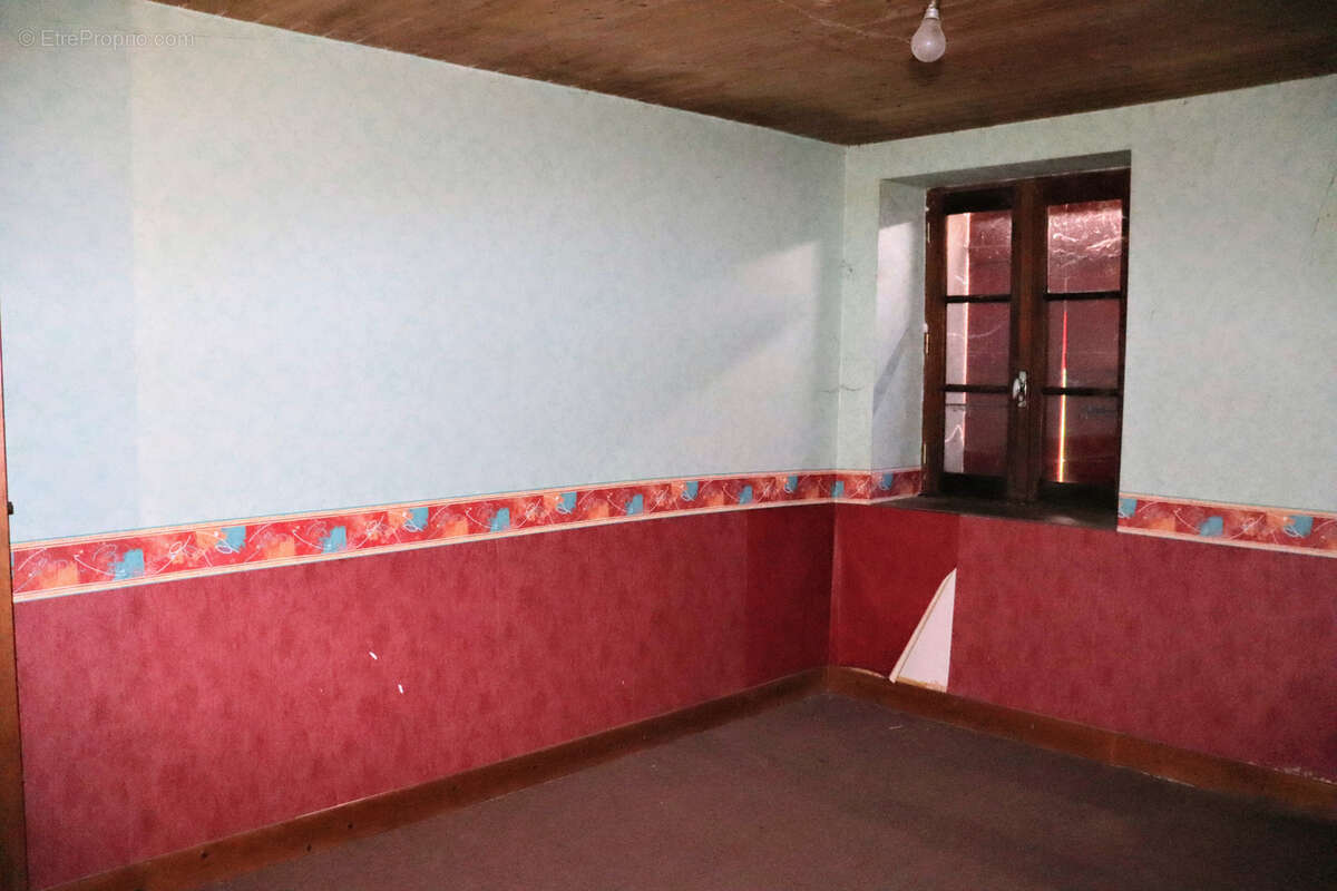 Maison à PRESSIGNAC