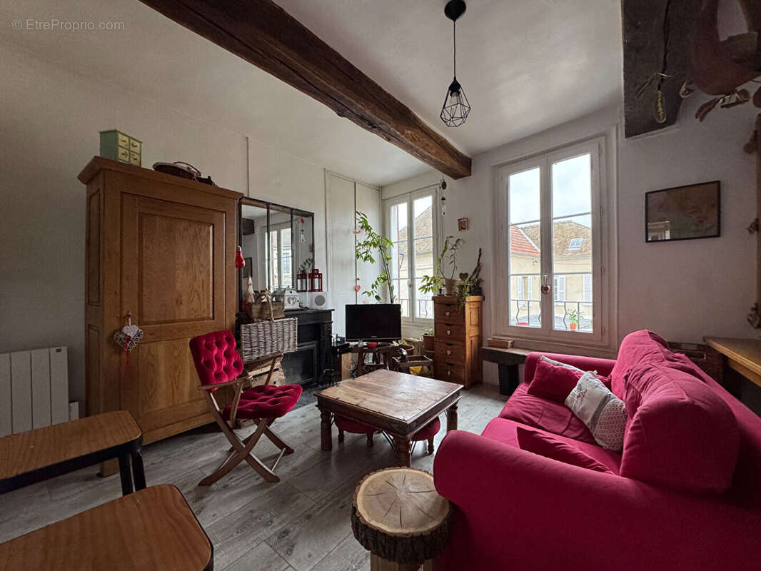 Appartement à MAGNY-EN-VEXIN