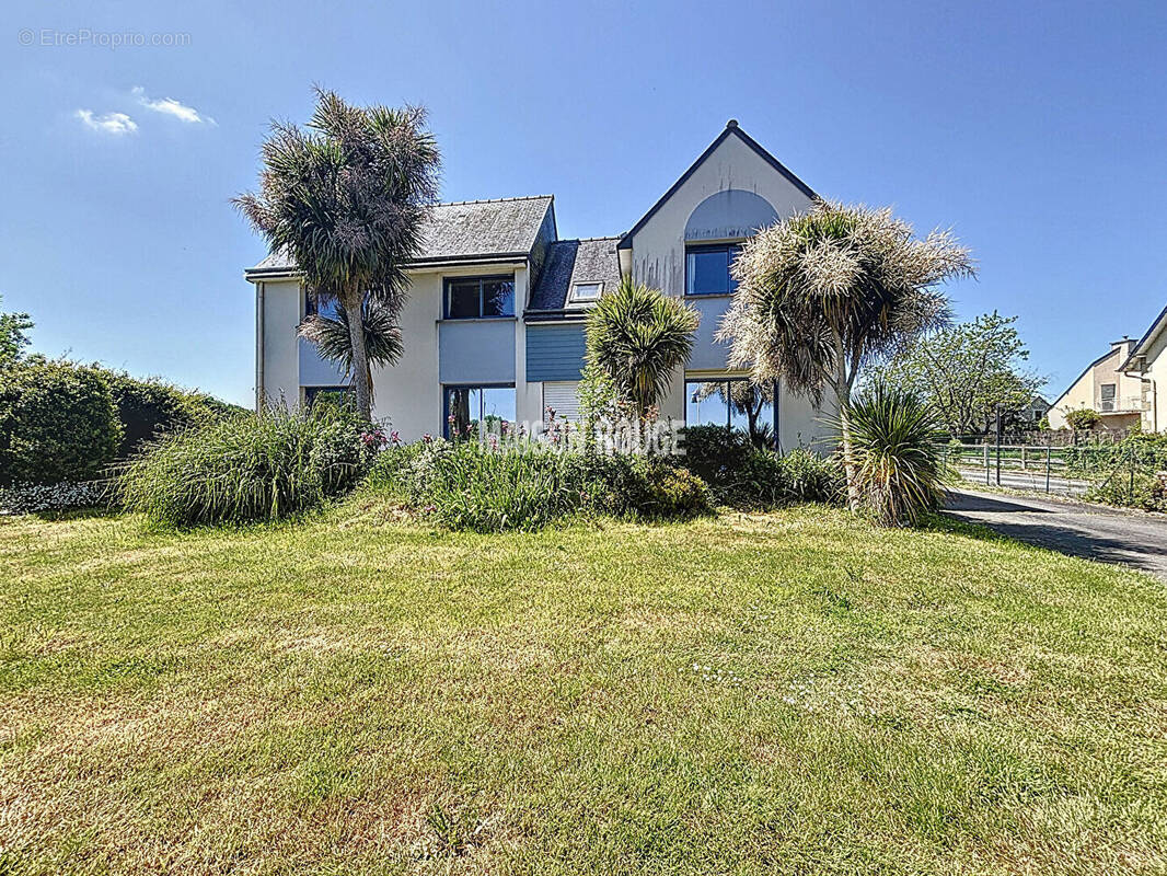 Maison à PLOUER-SUR-RANCE