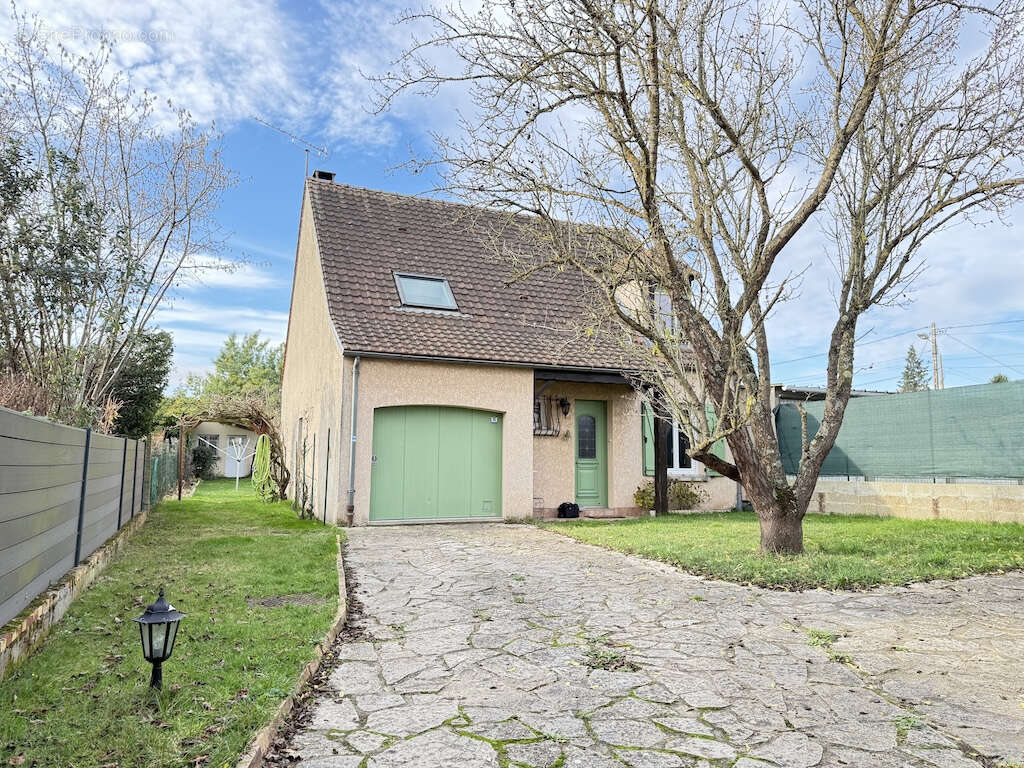 Maison à CONFLANS-SAINTE-HONORINE