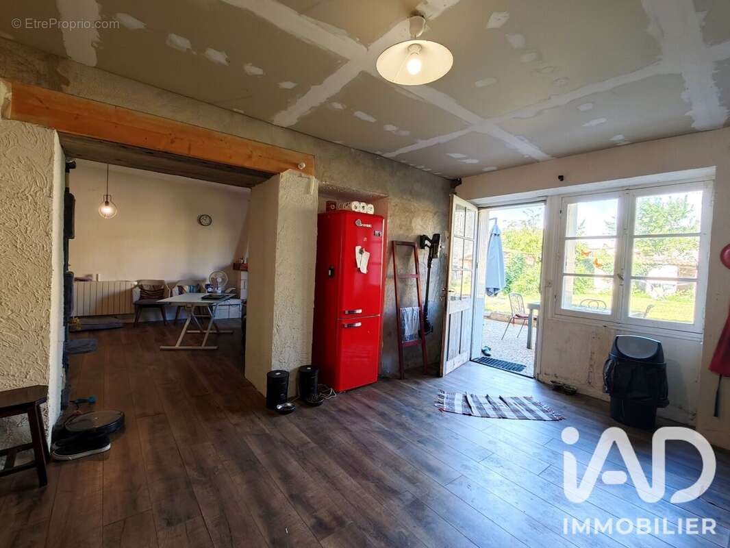 Maison 176 m² à Aulnay  - photo 7