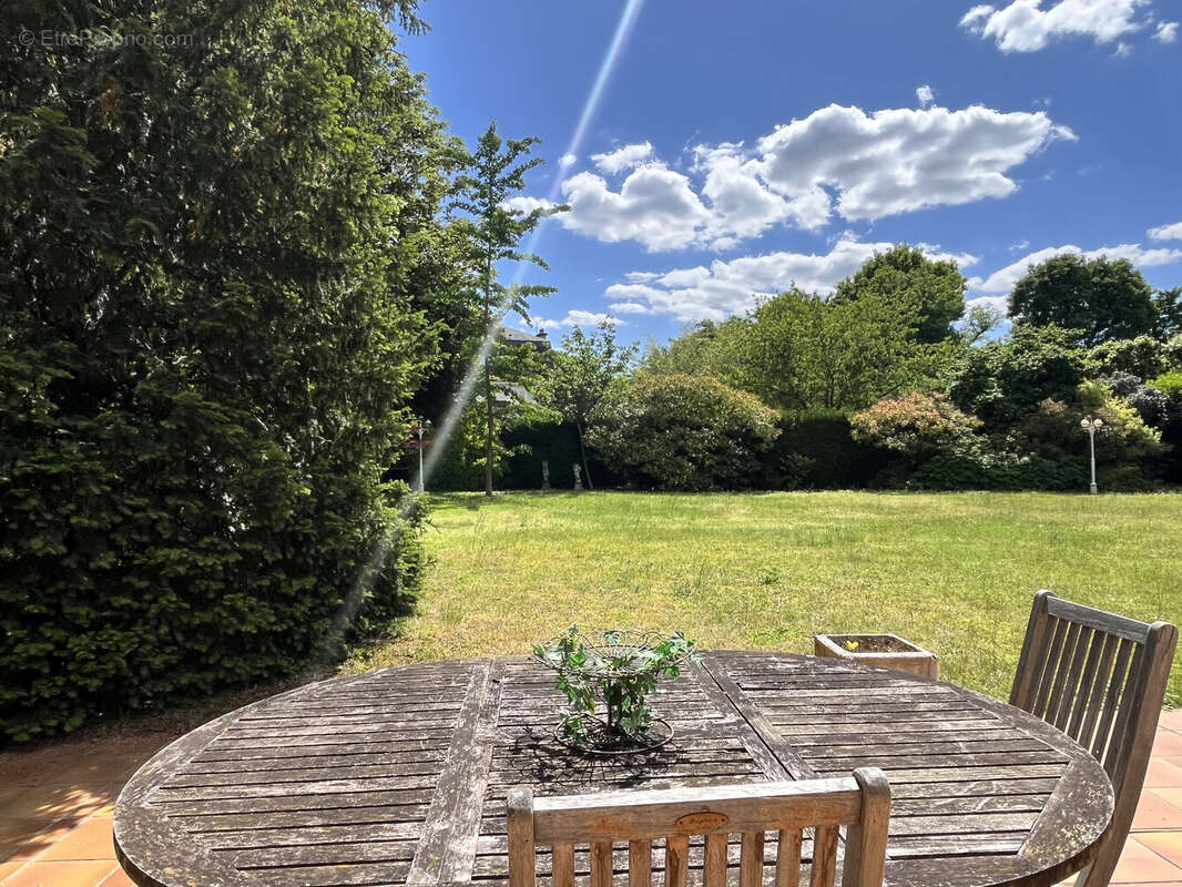 Maison à LE VESINET