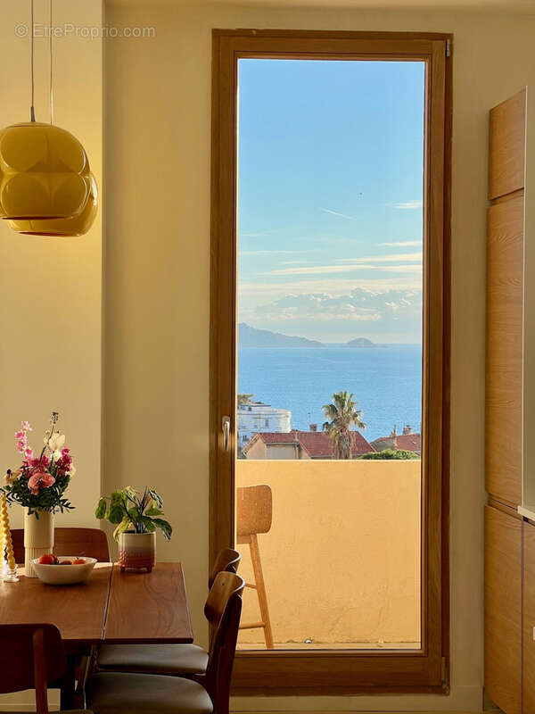 Appartement à MARSEILLE-7E