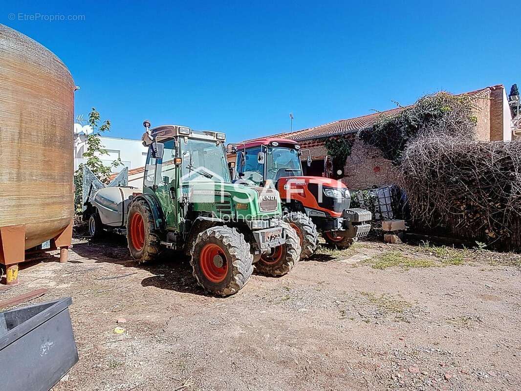 Photo 5 - Parking à BOUJAN-SUR-LIBRON