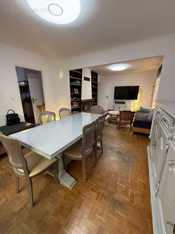Maison individuelle T6 de 132m2 sur 5,28ares. - photo 2