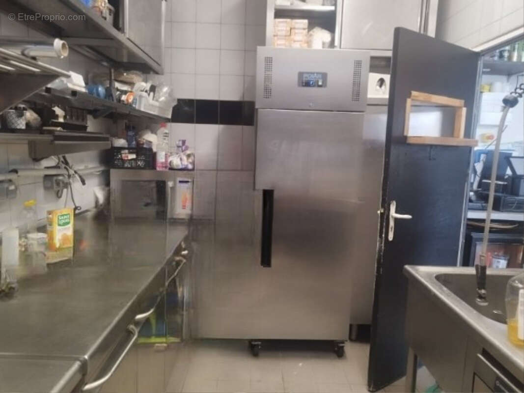 Commerce à MAISONS-LAFFITTE