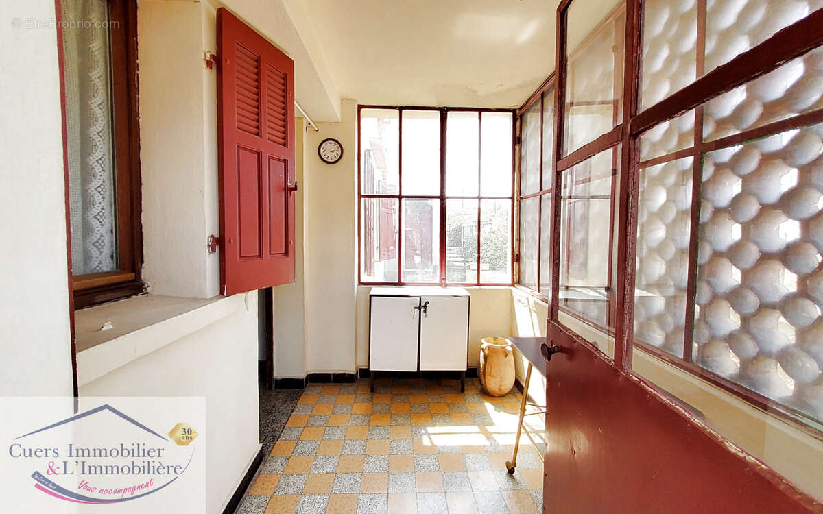 Maison à CUERS