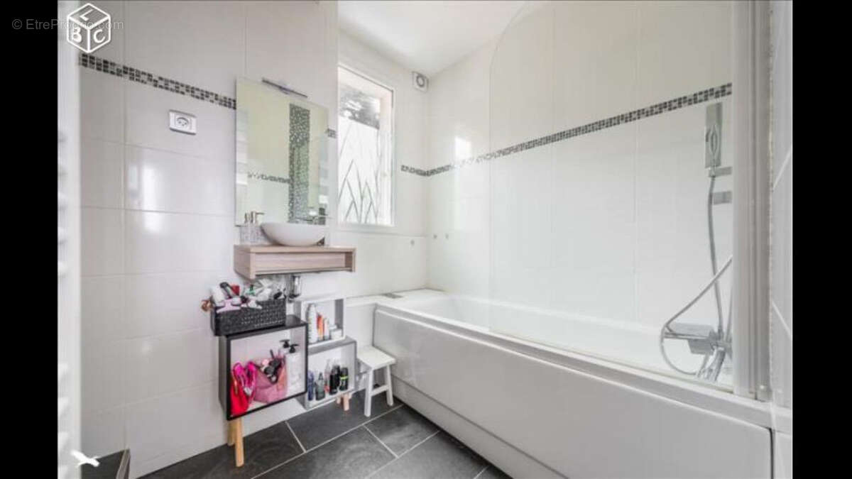 Appartement à AUVERS-SUR-OISE