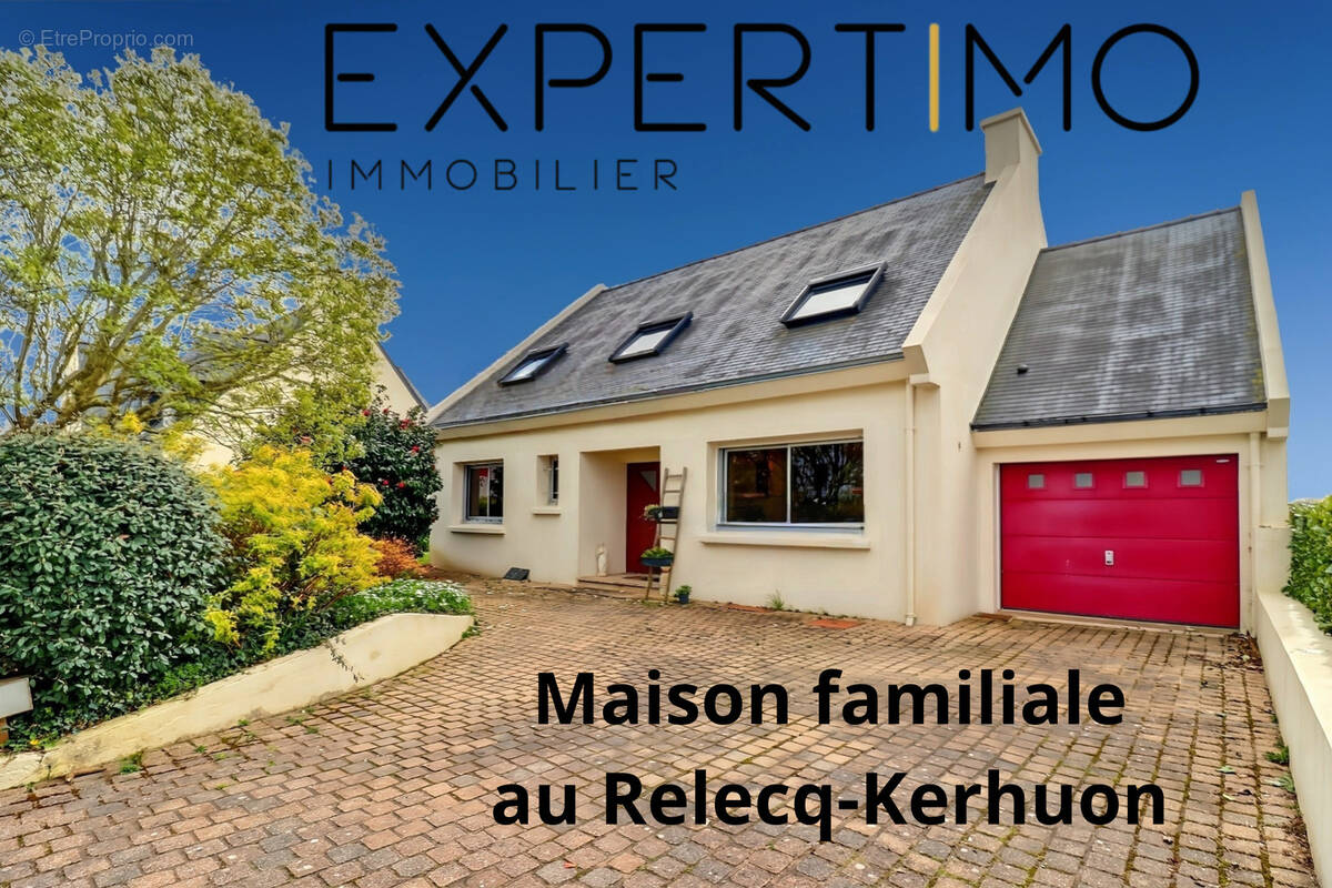 Maison à LE RELECQ-KERHUON