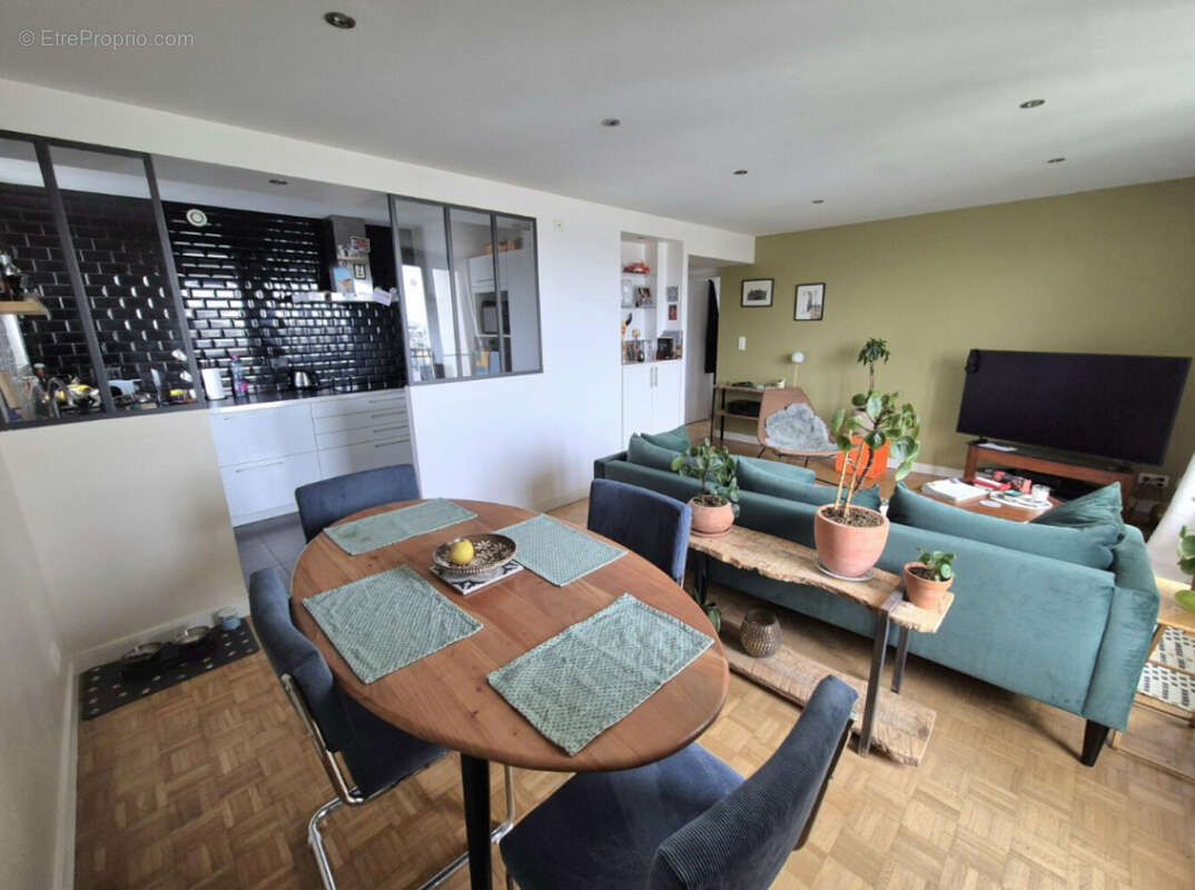 Appartement 93 m² à Brest  - photo 2