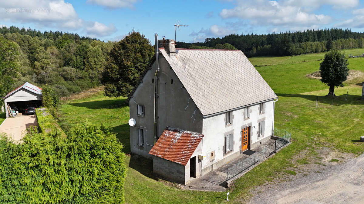 Maison à BOURG-LASTIC