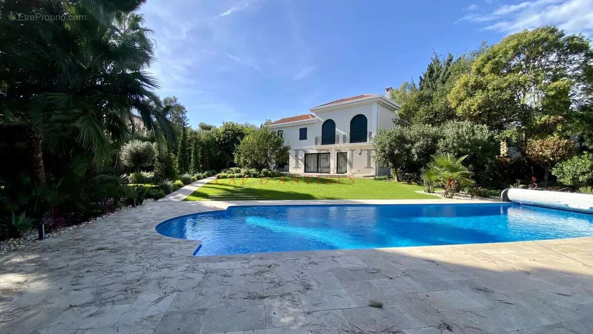 Maison à ANTIBES