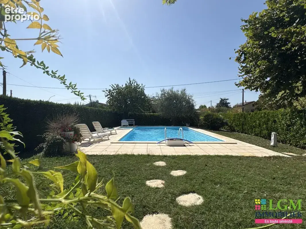 Gaillac, maison de 175 m² avec piscine, garage-atelier et terrain clôturé de 1800 m² - photo 3