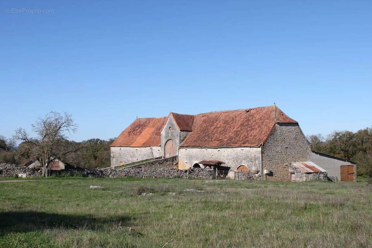 Maison à CANIAC-DU-CAUSSE