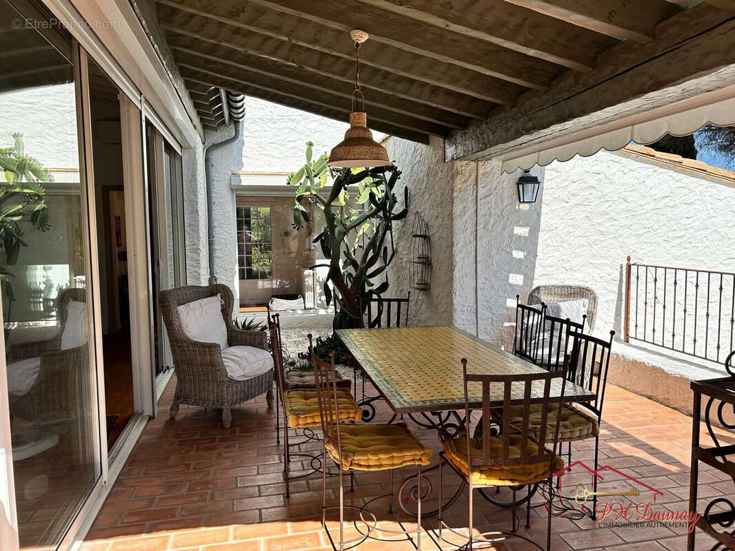 Maison à LEZIGNAN-CORBIERES