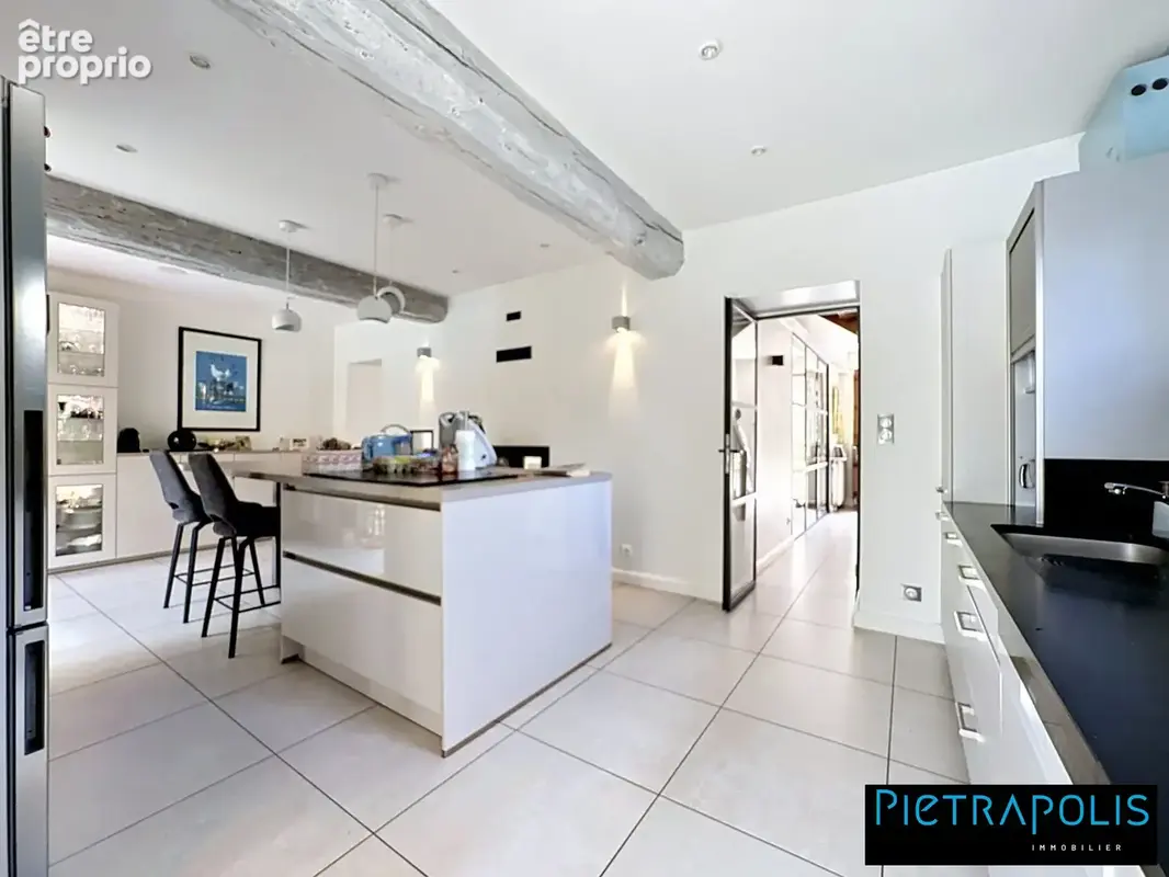Maison 10 pièces 280 m² à vendre à Soucieu-En-Jarrest (69510) - photo 8