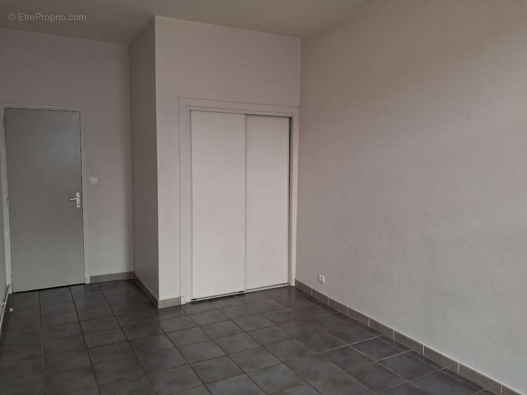 Appartement  T2 centre ville - photo 9