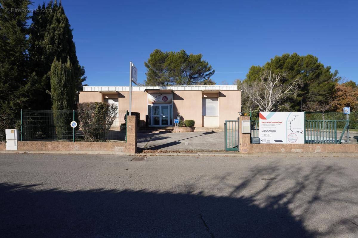 Appartement à VENELLES