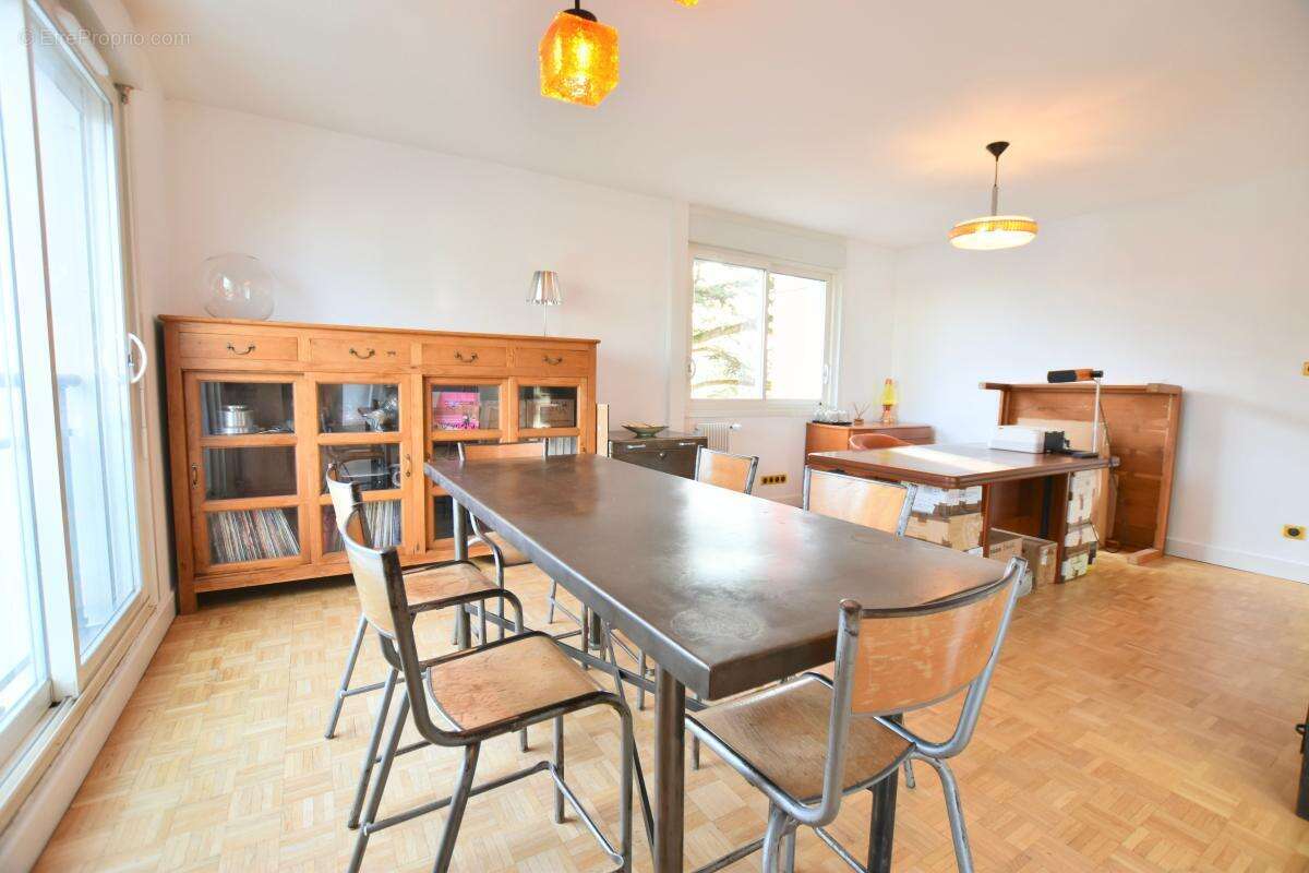 Appartement à LYON-5E