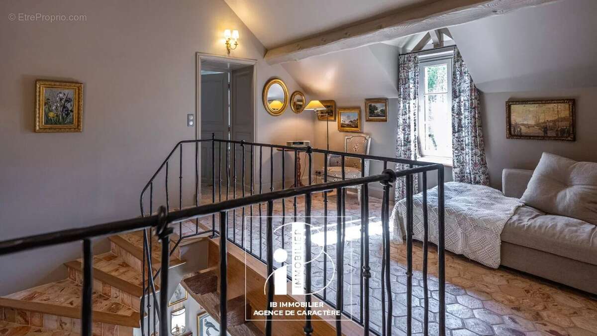 Maison à FONTAINEBLEAU