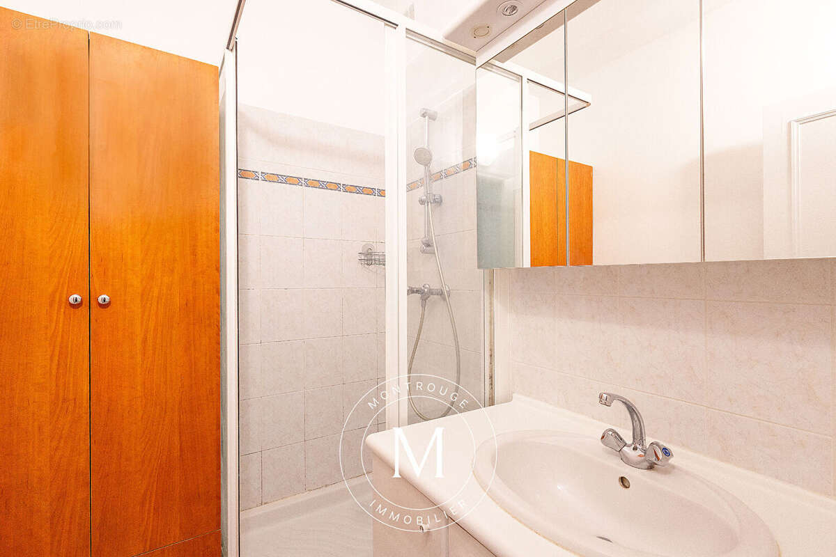 Appartement à PARIS-15E