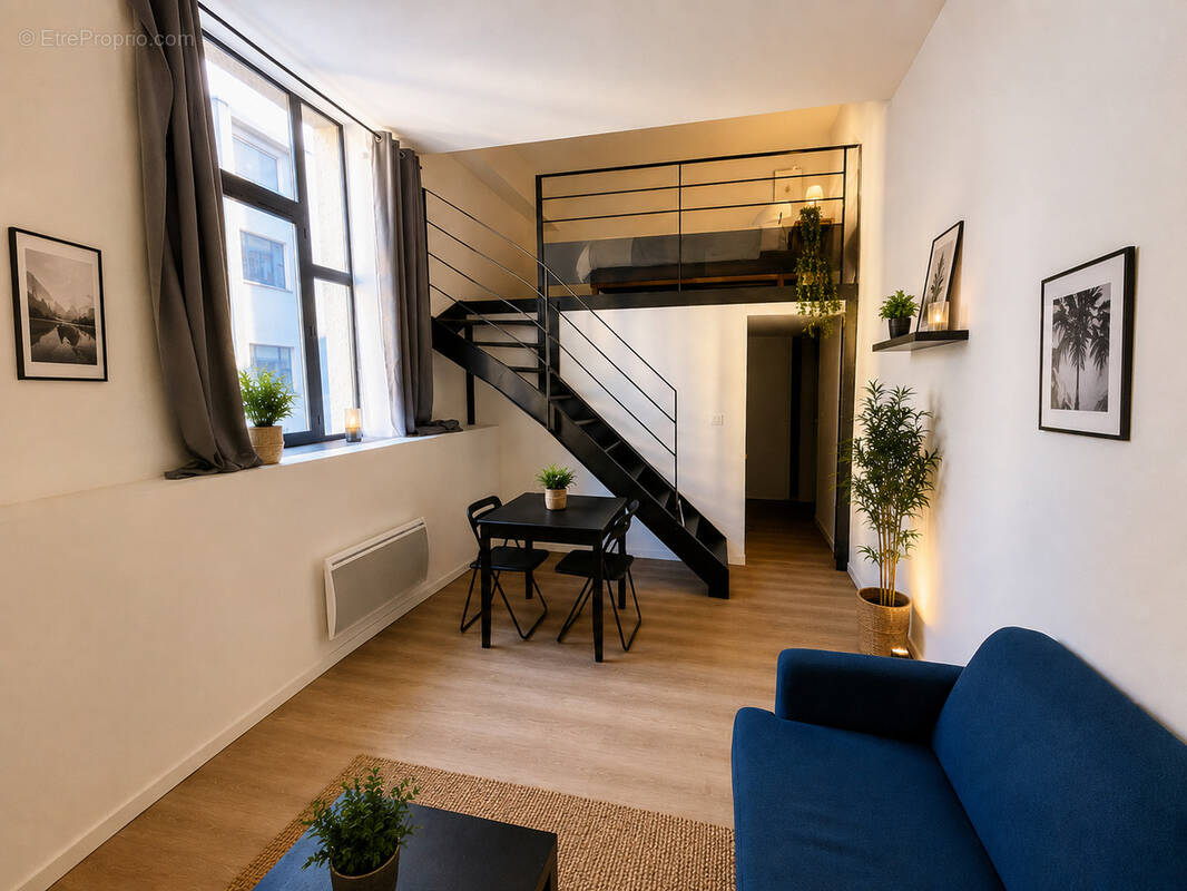 Appartement à SAINT-ETIENNE