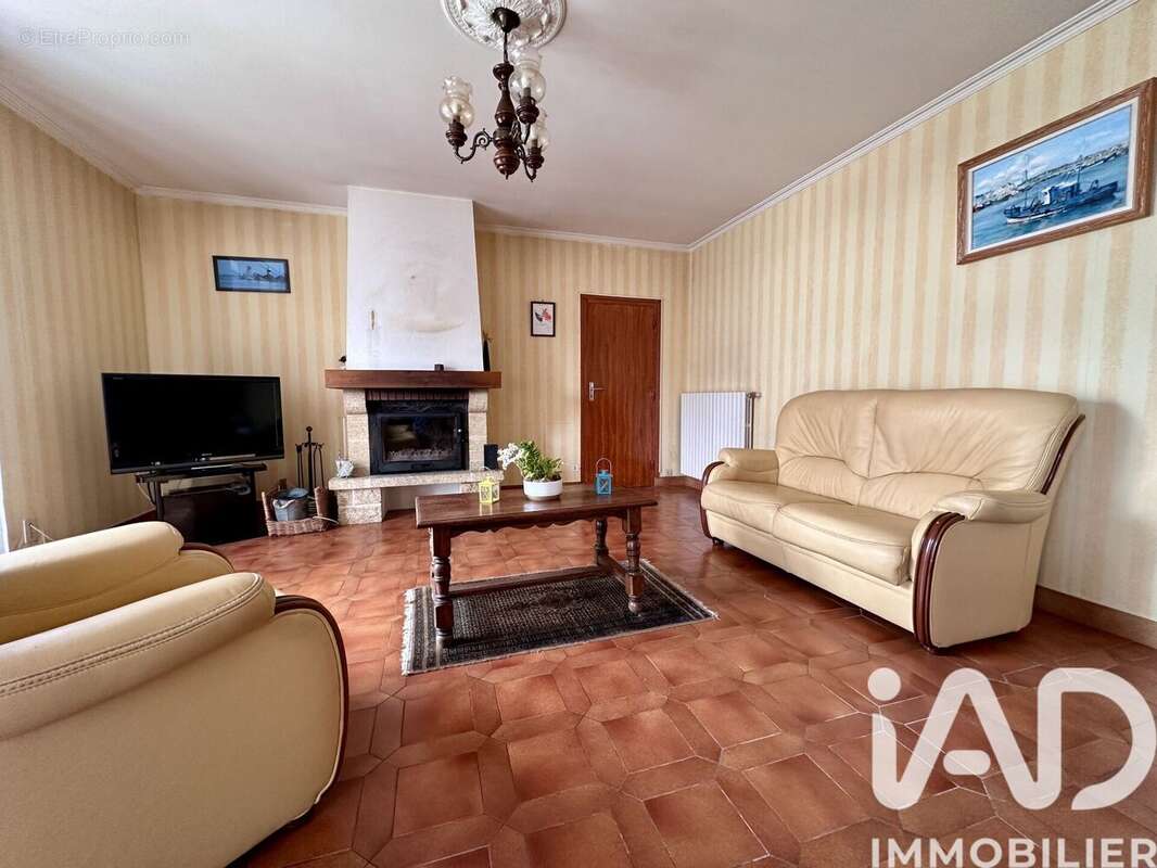 Maison 165 m² à Treffiagat  - photo 5