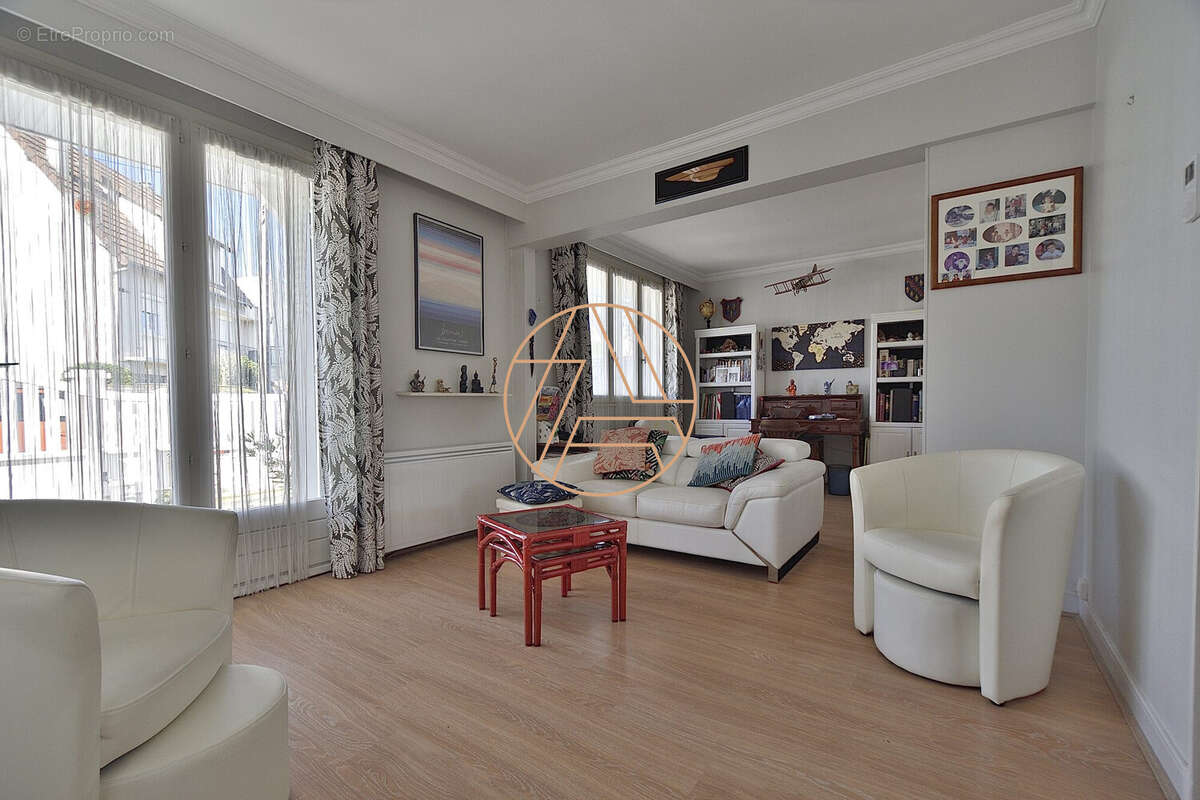 Maison à ORMESSON-SUR-MARNE