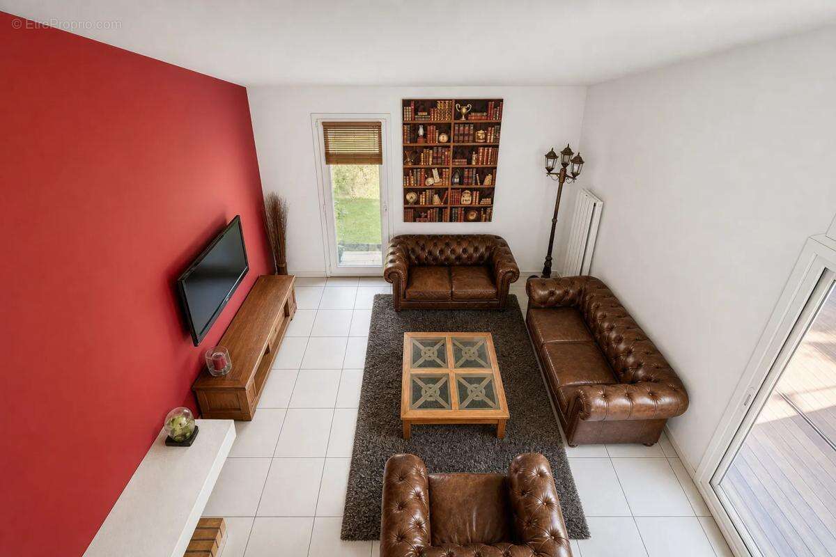 Maison à COMBS-LA-VILLE