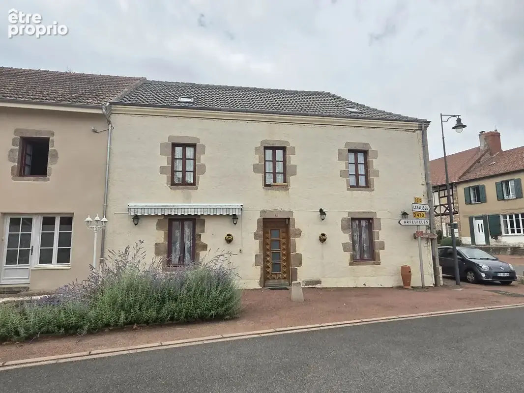Appartement à DROITURIER
